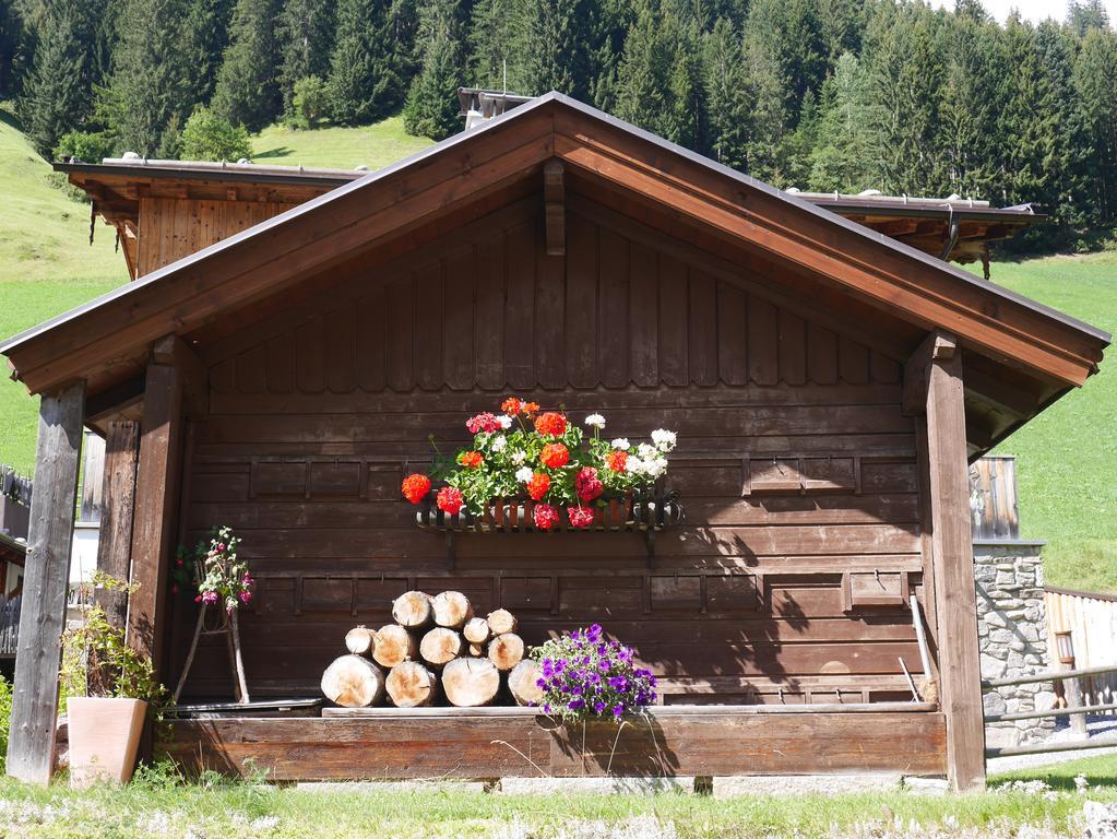 Pension Bergkristall Tux Exterior photo