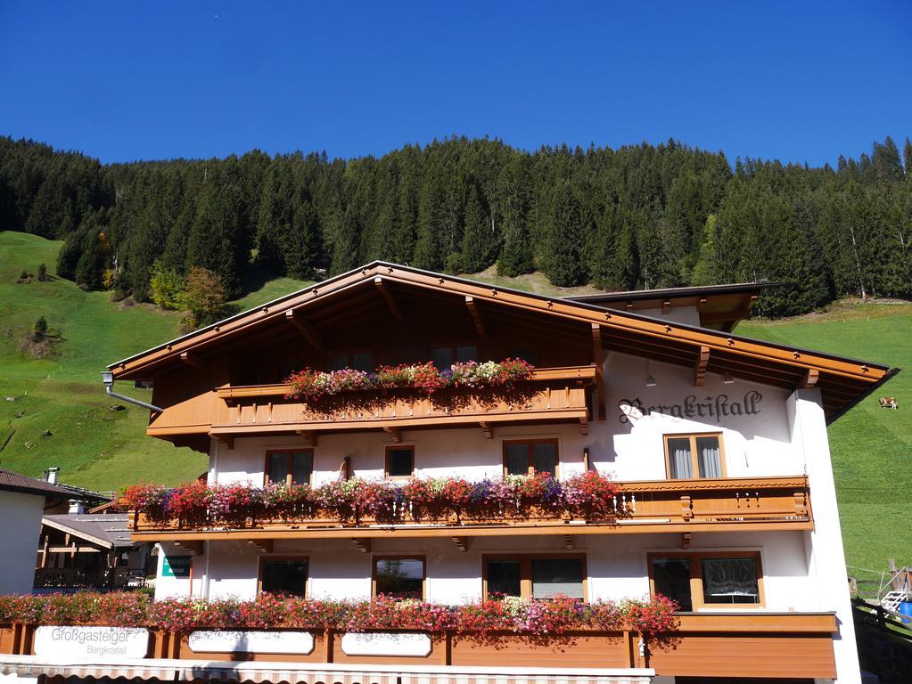 Pension Bergkristall Tux Exterior photo